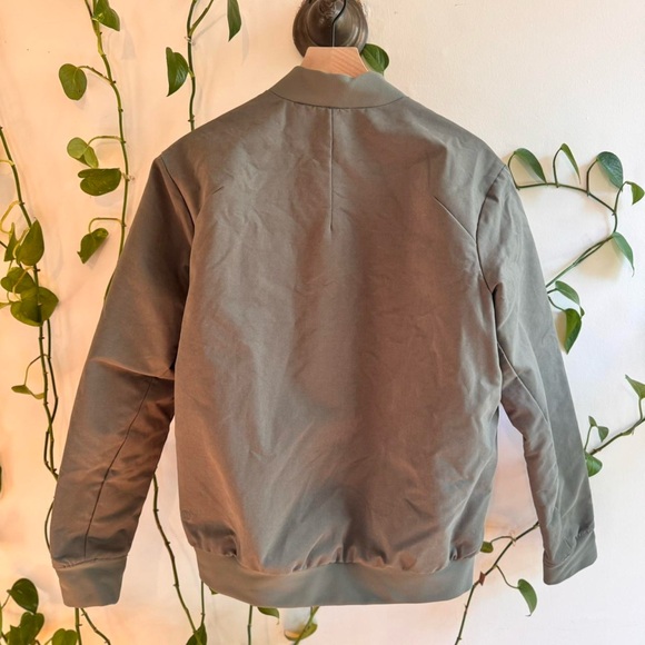 lululemon lab Ashta Bomber Jacket
Reversible | sz mens lg | army green - Picture 3 of 5